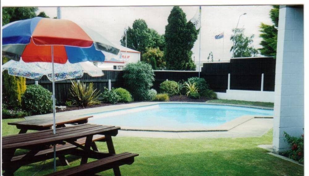 Elmore Lodge Motel Hastings Exterior photo